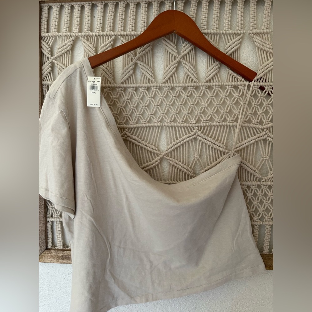 Aerie NWT